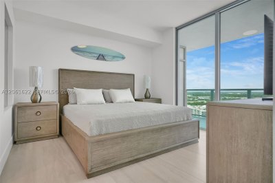 Alquiler de apartamento en One Park Tower by Turnberry 1610