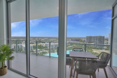 Alquiler de apartamento en One Park Tower by Turnberry 1610