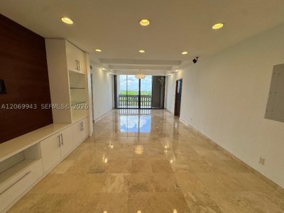 Comprar apartamento no Gables Waterway Towers PH15