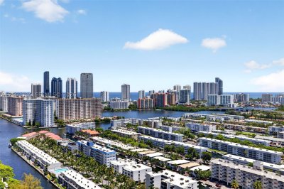 Comprar apartamento no 2000 Williams Island 3008