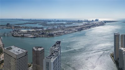 Comprar apartamento no Aston Martin Residences 6301