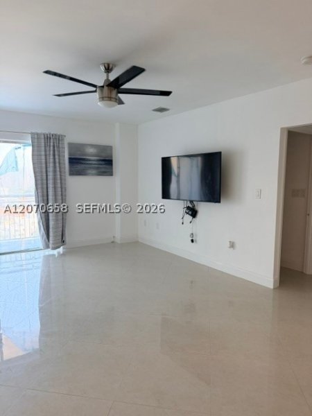 Apartment for rent at Coastal Towers PH1612