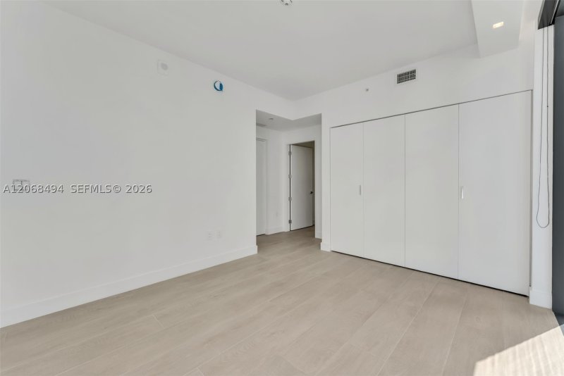 Alquiler de apartamento en Aria Reserve Miami 1207