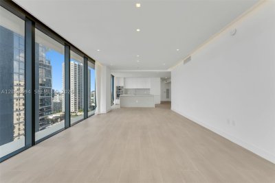 Alquiler de apartamento en Aria Reserve Miami 1207