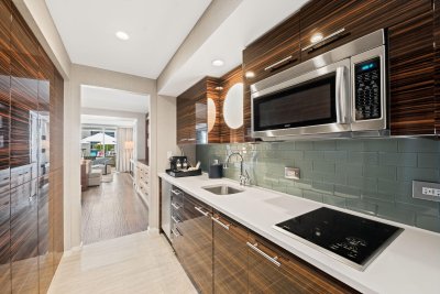 Comprar apartamento no Ritz Carlton Residences Fort Lauderdale Beach H614
