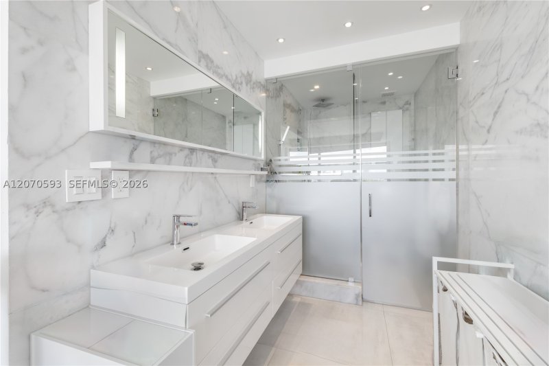 Apartment for rent at Terrace Towers 14D