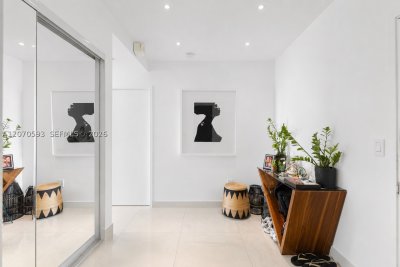 Aluguel de apartamento no Terrace Towers 14D