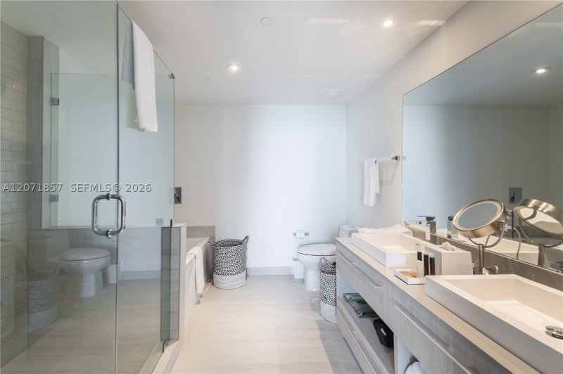 Condo for sale at Hyde Beach House R2007