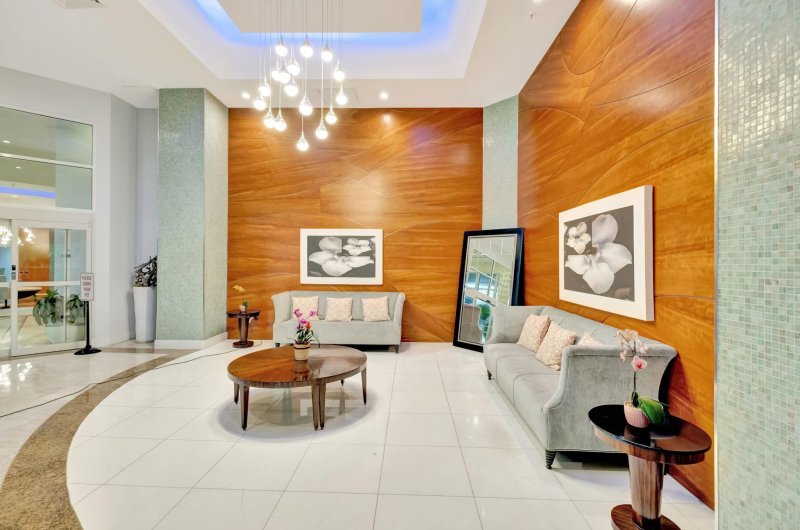 Apartment for rent at La Gorce Palace 2603