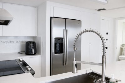 Aluguel de apartamento no Brickell Key Two 1101