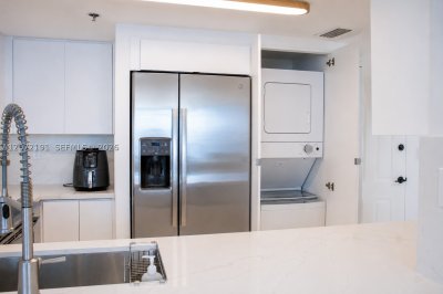Aluguel de apartamento no Brickell Key Two 1101