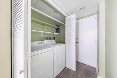 Comprar apartamento en Plaza East 11J