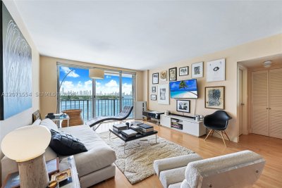 Comprar apartamento en South Bay Club 917