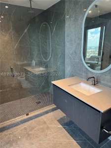 Comprar apartamento en E11EVEN Hotel & Residences 3003A