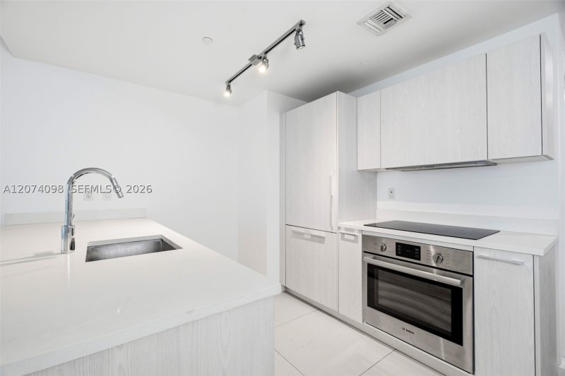 Comprar apartamento en Paraiso Bayviews 2310
