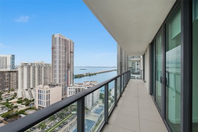 Comprar apartamento en Paraiso Bayviews 2310