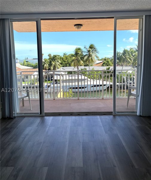 Apartment for rent at Waterside Towers 209