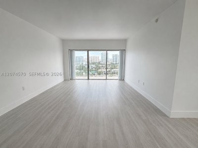 Aluguel de apartamento no Arlen House 1231