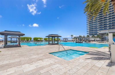 Beach Club Three Apt #1108