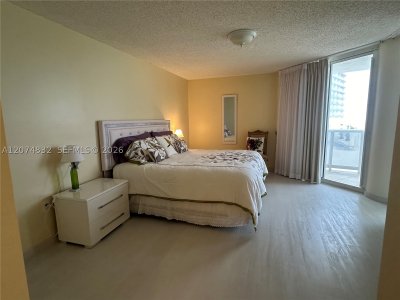 Aluguel de apartamento no Sands Pointe 706