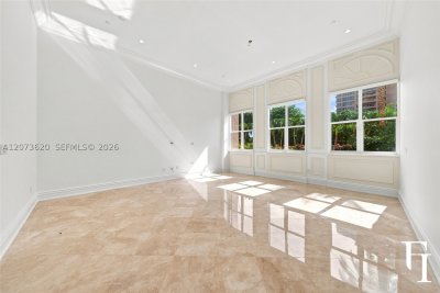 The Gables Club Apt #East