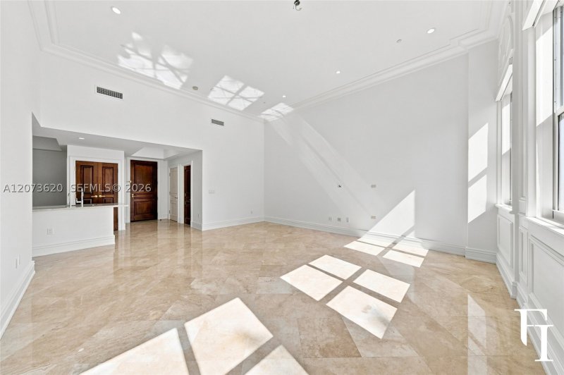 Apartment for rent at The Gables Club East