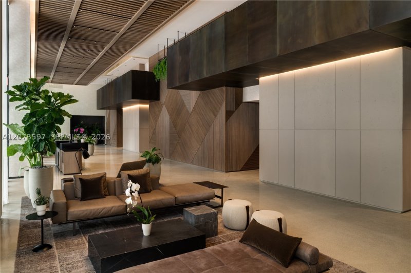 Condo for sale at Natiivo Gale Miami Hotel & Residences 1920