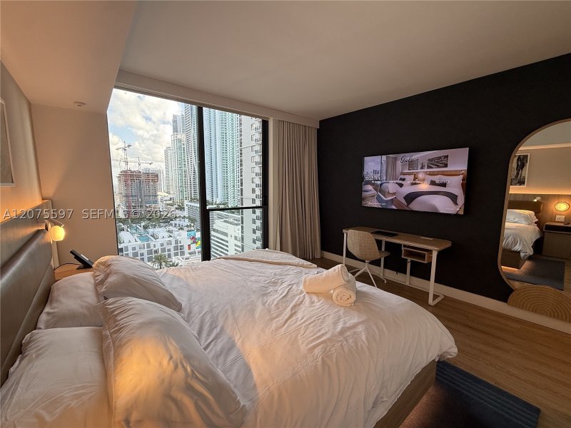 Condo for sale at Natiivo Gale Miami Hotel & Residences 1920