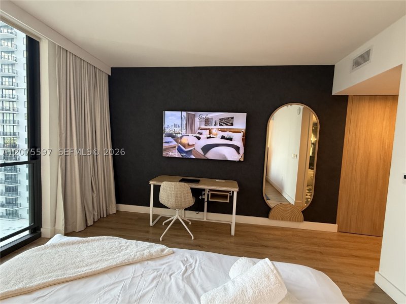 Condo for sale at Natiivo Gale Miami Hotel & Residences 1920
