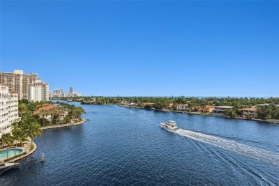 Comprar apartamento no Turnberry Isle 9J