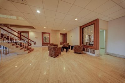 Comprar apartamento en Triton Towers 1734