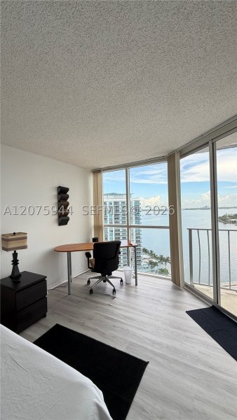 Apartment for rent at Grandview Palace 2115