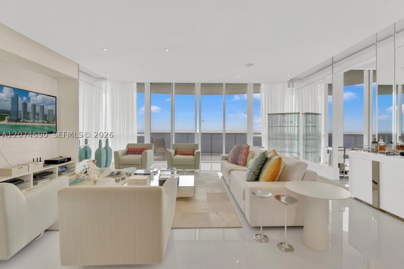 Comprar apartamento no Trump Tower Three 3001