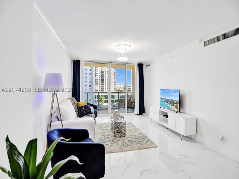 Apartment for rent at The Wave Condo 639 (availab