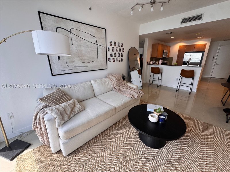 Alquiler de apartamento en Avenue on Brickell 1060 Tower 2407
