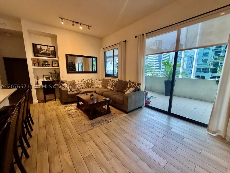 Comprar apartamento no Nine at Mary Brickell Village 1114
