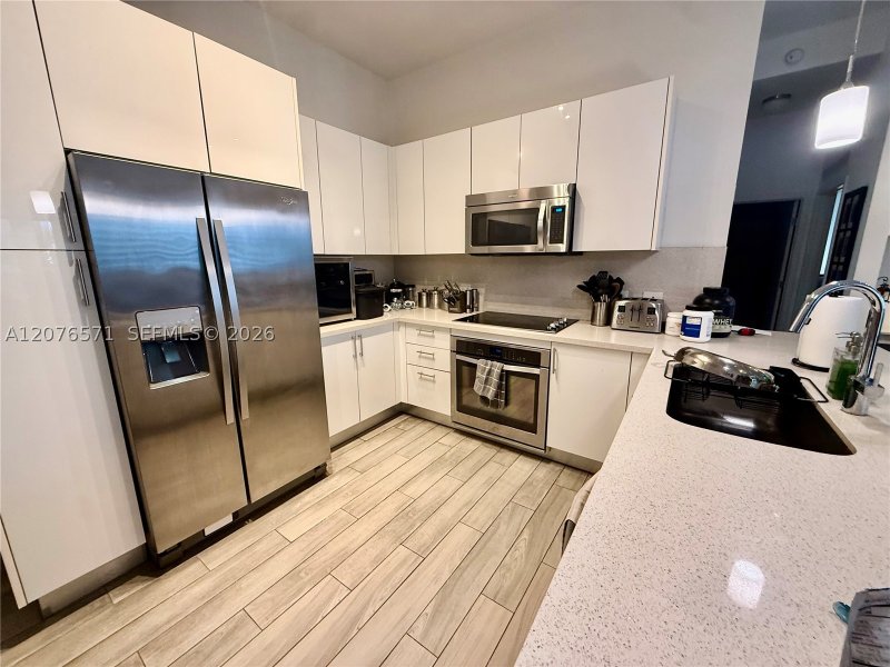 Comprar apartamento no Nine at Mary Brickell Village 1114