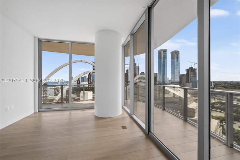 Property photo # 6