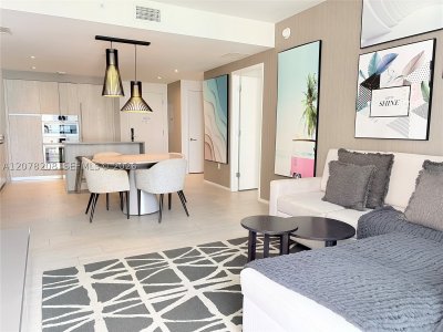 Hyde Beach House Apt #R1103