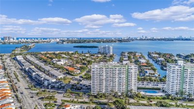 Comprar apartamento en Bayview Towers B605