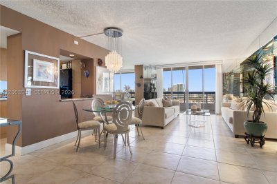 Comprar apartamento en Mystic Pointe 400 2204