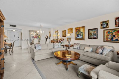 Comprar apartamento no Olympus Condo 1004