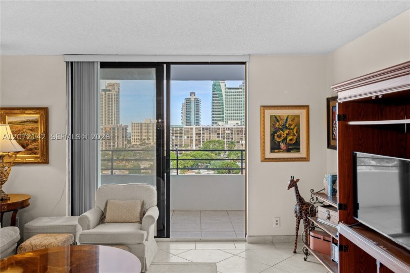 Condo for sale at Olympus Condo 1004