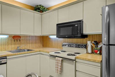 Comprar apartamento no Olympus Condo 1004
