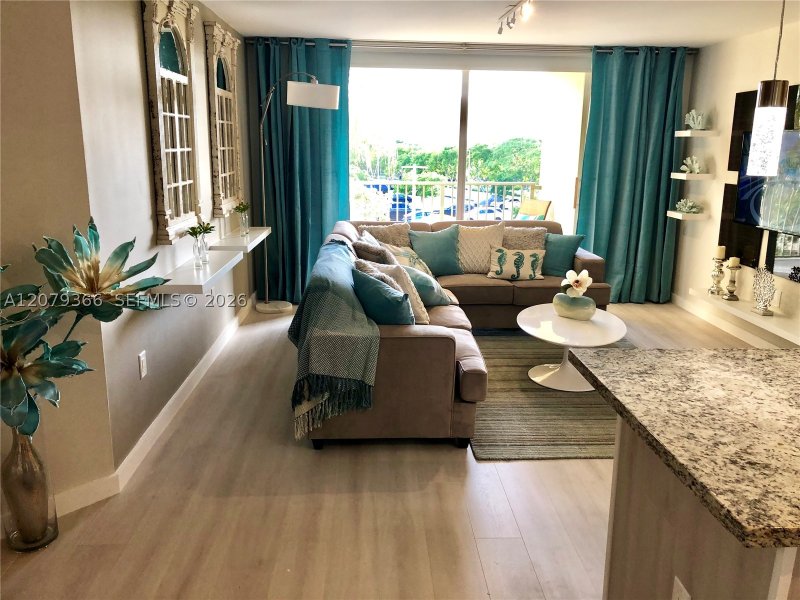 Apartment for rent at The Yacht Club at Aventura 1405