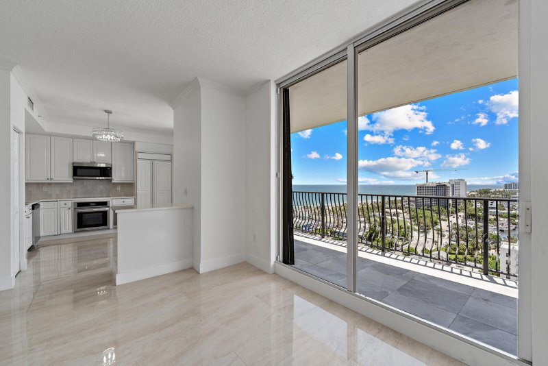Jackson Tower Apt #1604