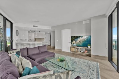 Comprar apartamento en Paraiso Bayviews 2006