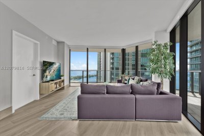 Comprar apartamento en Paraiso Bayviews 2006