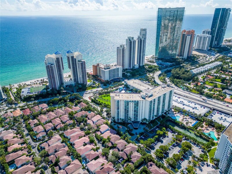 Condo for sale at Ocean Reserve 301