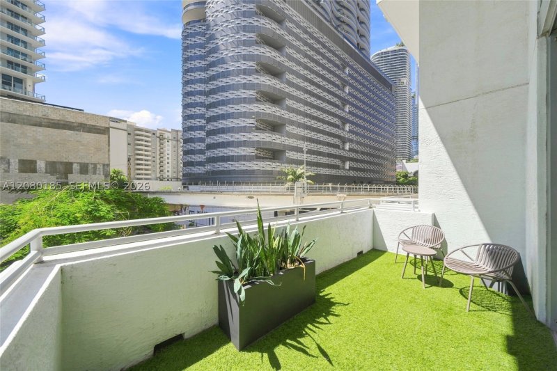 Property photo # 9